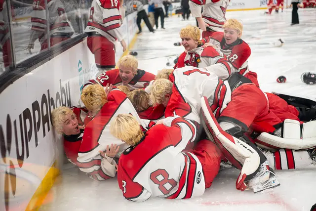 Saint John's Shrewsbury at Pope Francis, 2026 state finals, photo 2